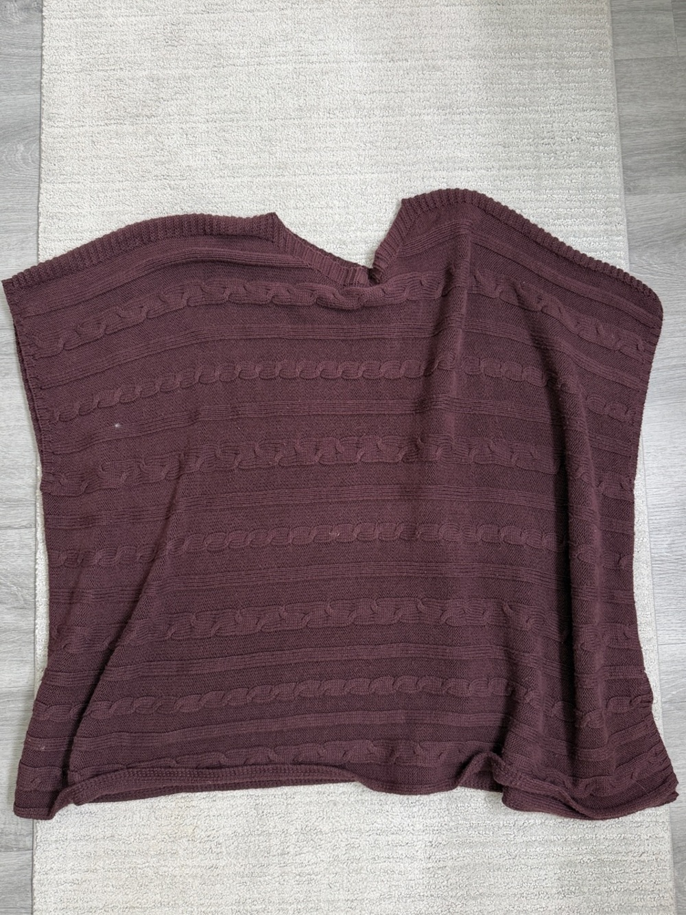 Old Navy Cable Knit Poncho in Plum